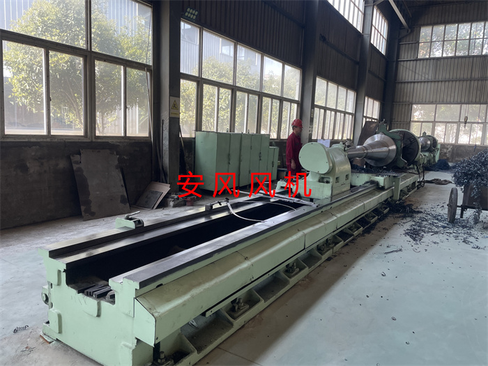 8米主轴加工车床2